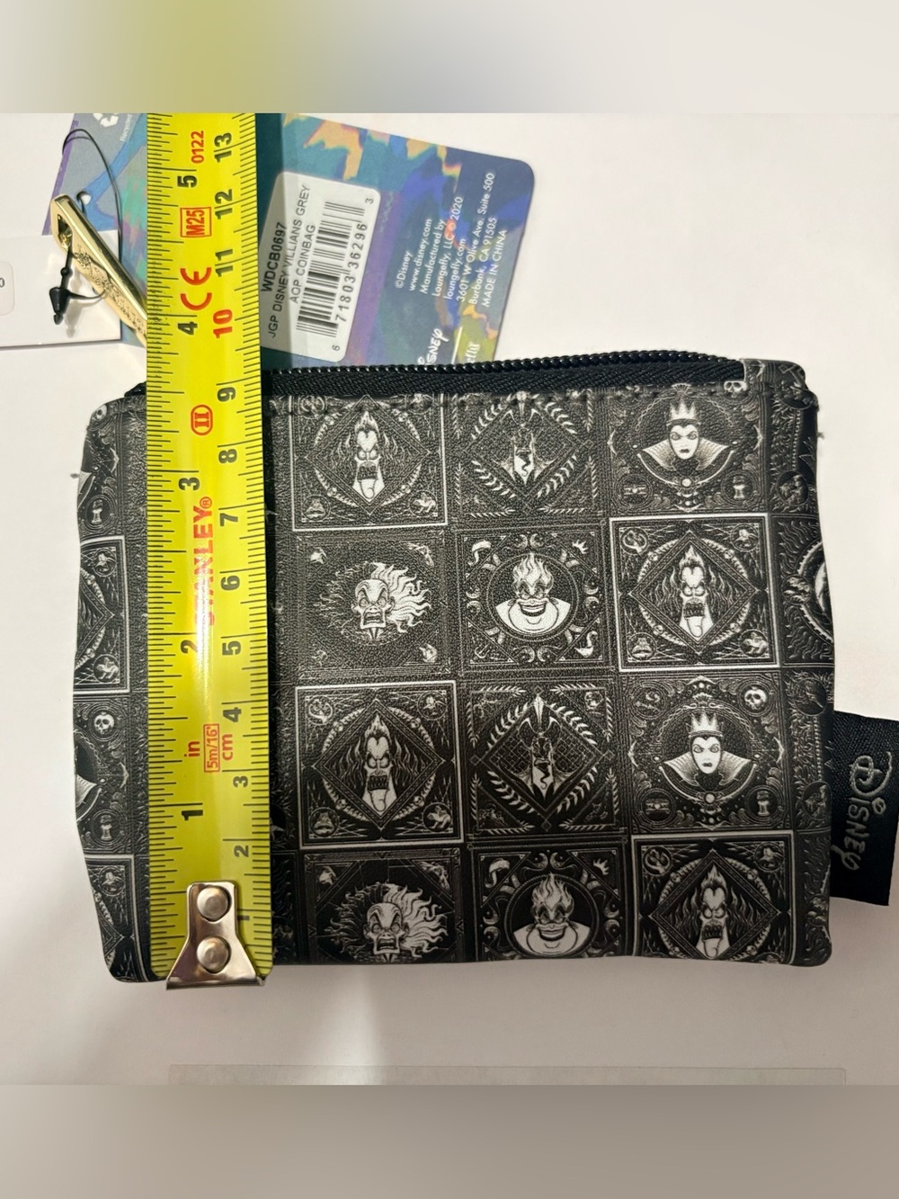 New Disney Loungefly Villains Zip Coinbag - Picture 8 of 8